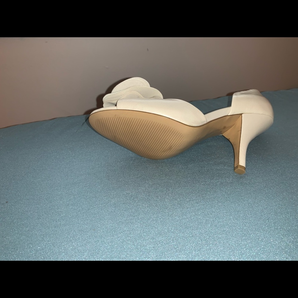 Nine West Peep Toe Pump - Never worn